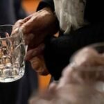 मिडिल स्कूल छात्र की संदिग्ध मौत, शराब पीकर घर लौटते ही 7वीं मंजिल से कूदा